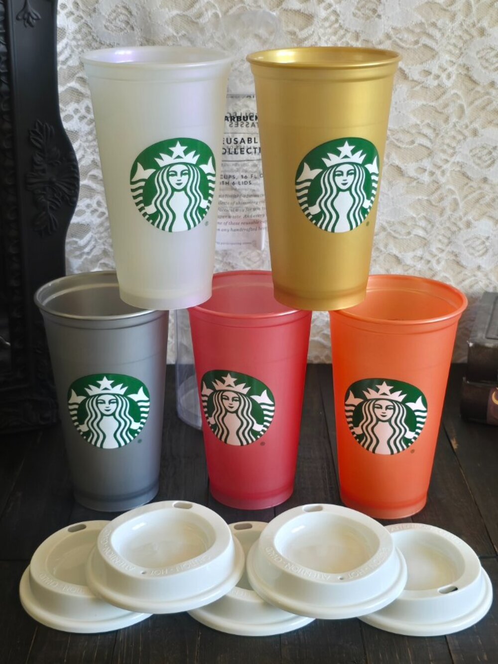 2018 Starbucks reusable cup collection with lids - Holiday Limited Edition RARE